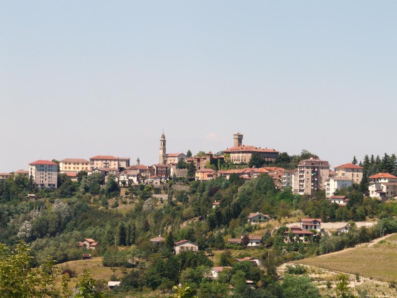 Vista di Tagliolo Monferrato, Alessandria (15070)