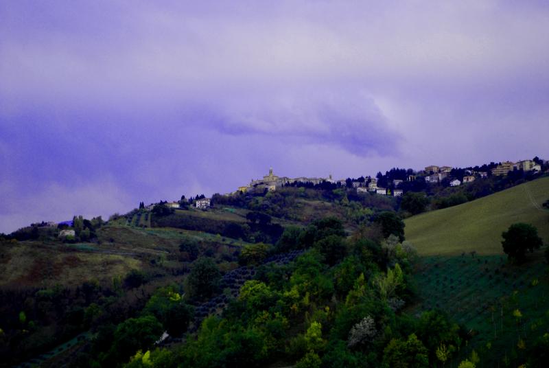 Vista di Poggio San Marcello, Ancona (60030)