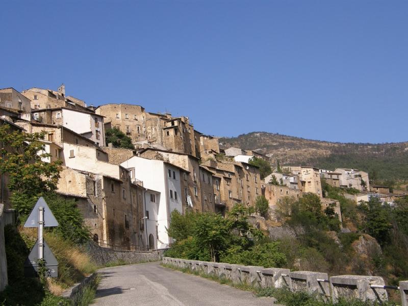 Vista di Acciano, L'Aquila (67020)