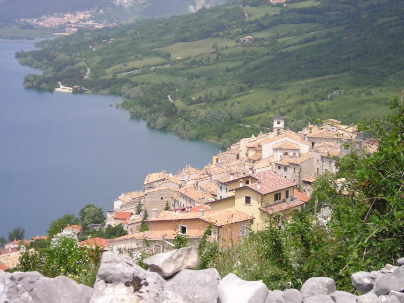 Vista di Barrea, L'Aquila (67030)