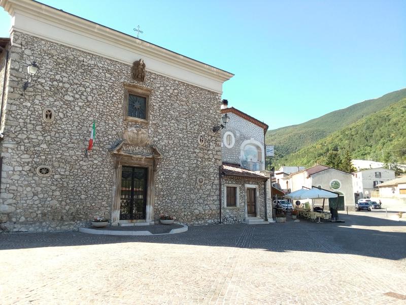 Vista di Collelongo, L'Aquila (67050)