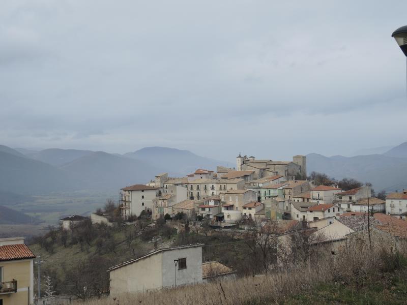 Vista di Collepietro, L'Aquila (67020)