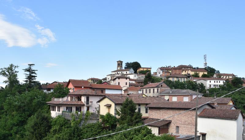 Vista di Azzano d'Asti, Asti (14030)
