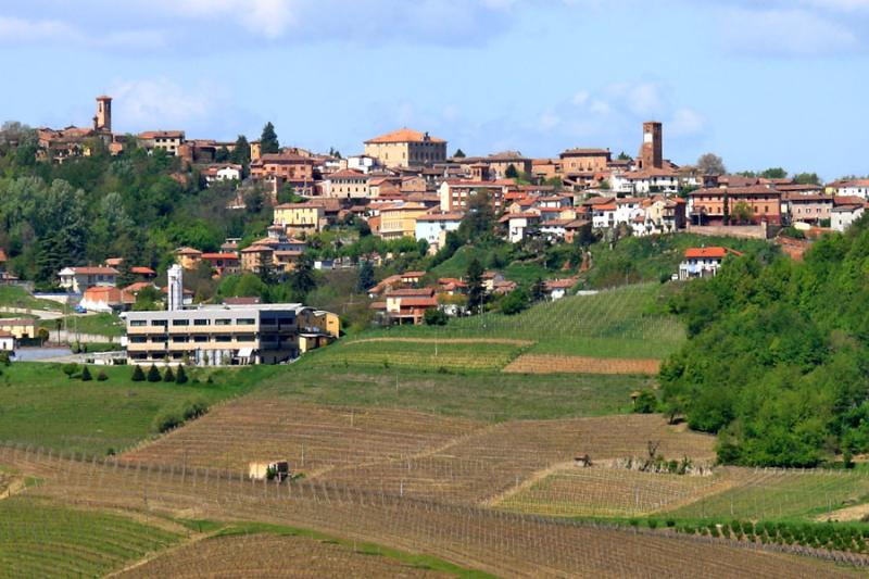 Vista di Mombaruzzo, Asti (14046)