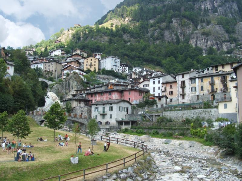 Vista di Branzi, Bergamo (24010)