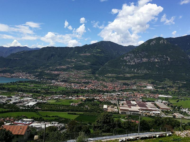 Vista di Costa Volpino, Bergamo (24062)