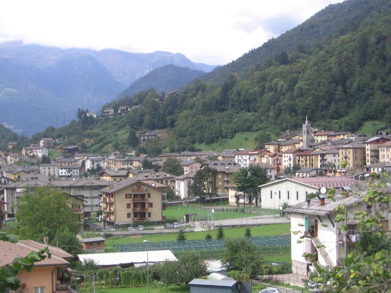 Vista di Piazza Brembana, Bergamo (24014)