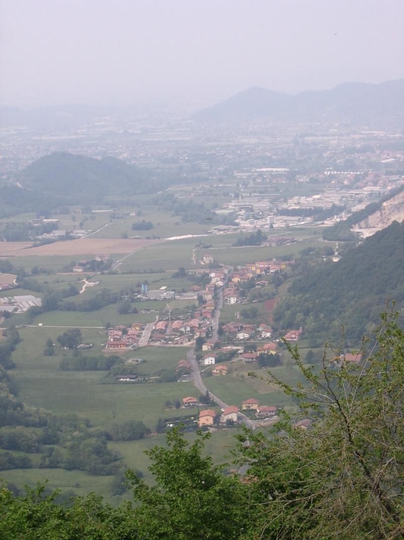 Vista di Zandobbio, Bergamo (24060)