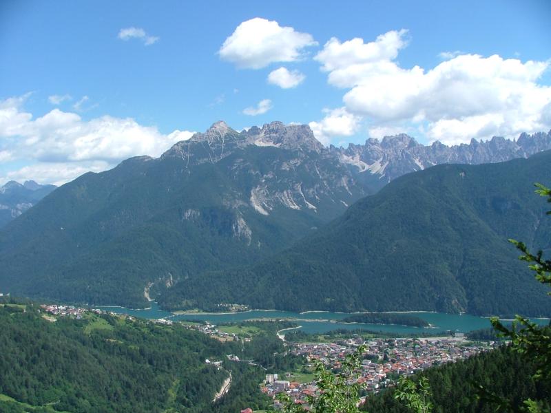 Vista di Calalzo di Cadore, Belluno (32042)