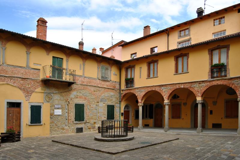 Vista di Monghidoro, Bologna (40063)