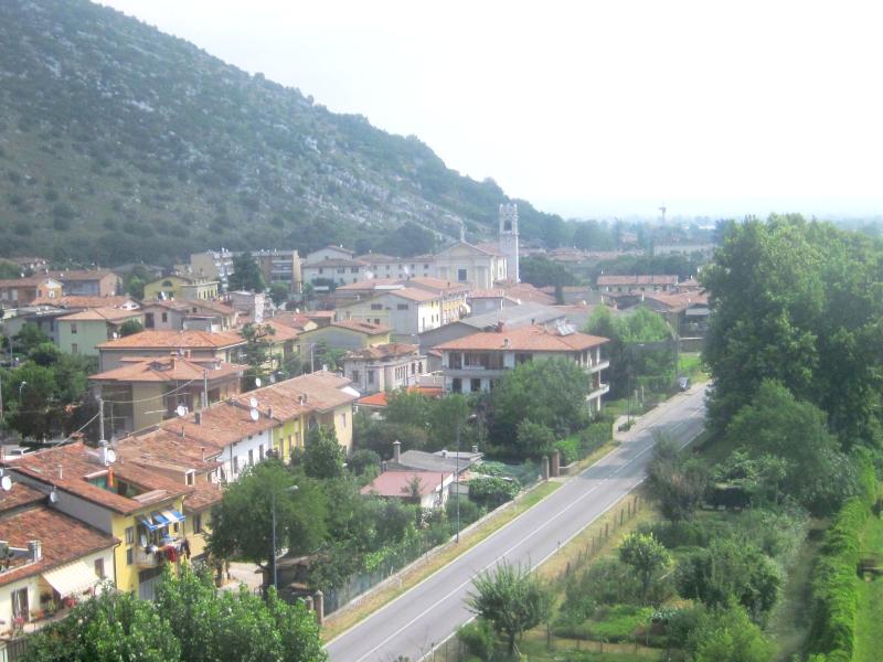 Vista di Mazzano, Brescia (25080)