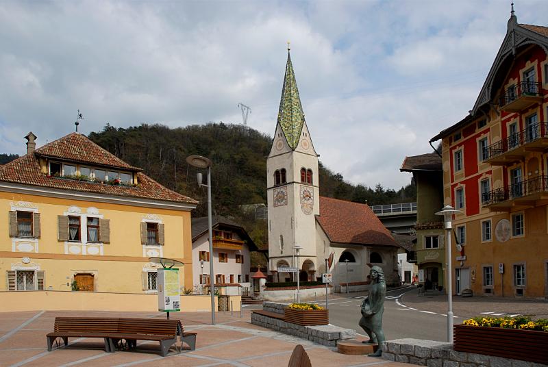 Vista di Ponte Gardena/Waidbruck, Bolzano (39040)