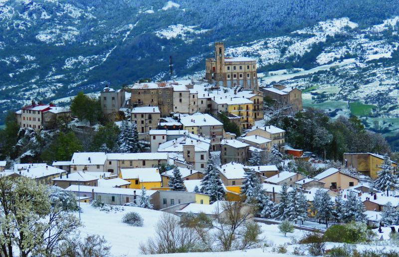 Vista di Gamberale, Chieti (66040)