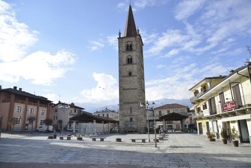 Vista di Bagnolo Piemonte, Cuneo (12031)