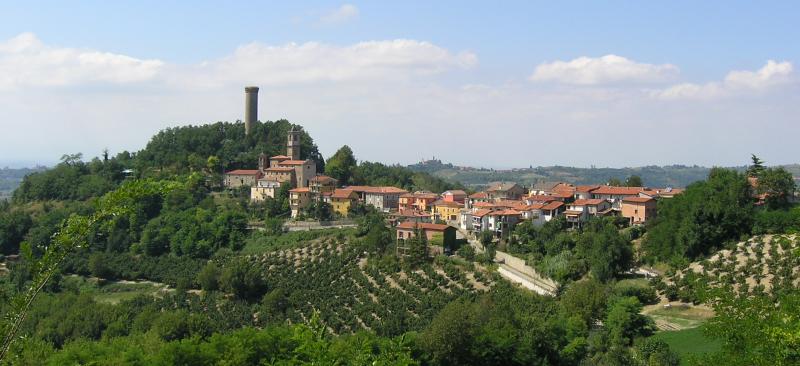 Vista di Castellino Tanaro, Cuneo (12060)