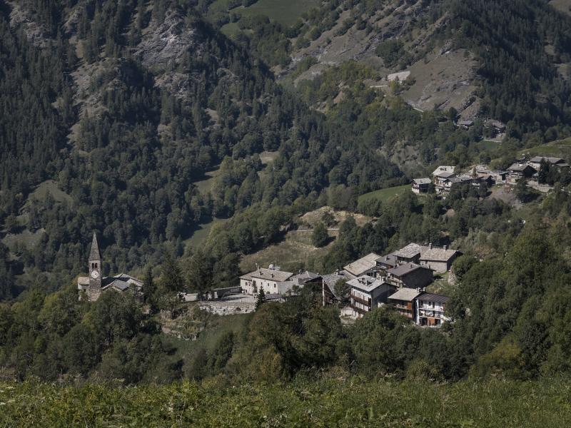 Vista di Elva, Cuneo (12020)