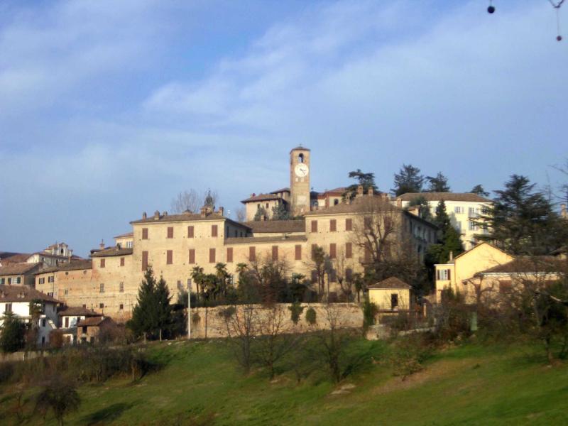 Vista di Neive, Cuneo (12052)