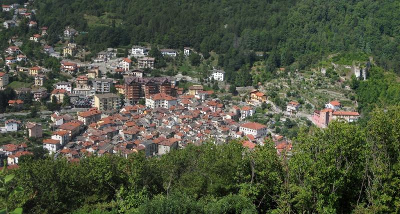 Vista di Ormea, Cuneo (12078)