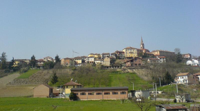 Vista di Priocca, Cuneo (12040)