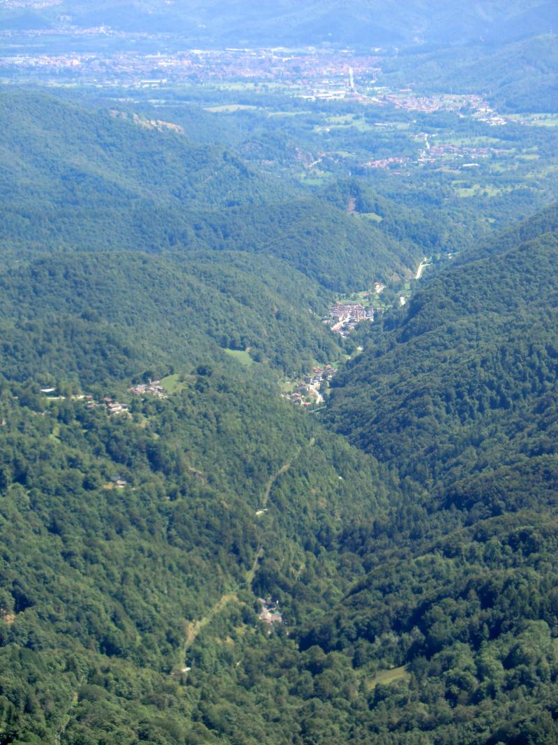 Vista di Rittana, Cuneo (12010)