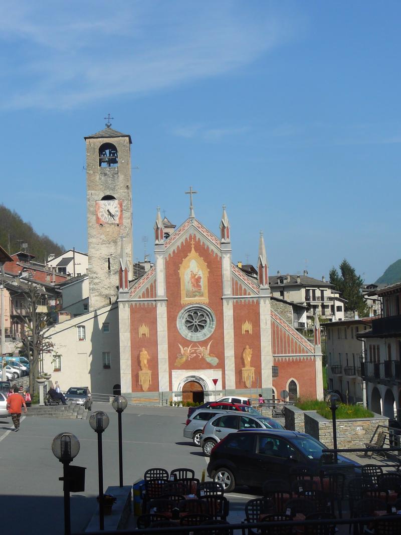 Vista di Sampeyre, Cuneo (12020)