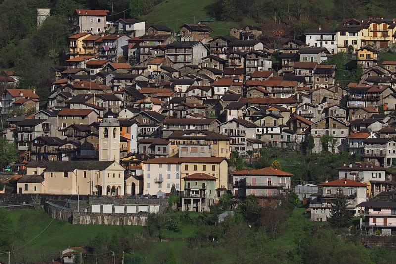 Vista di Dosso del Liro, Como (22010)