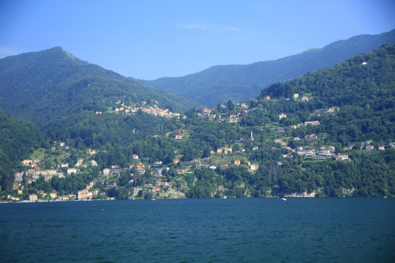 Vista di Faggeto Lario, Como (22020)