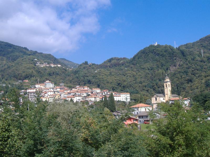 Vista di Plesio, Como (22010)