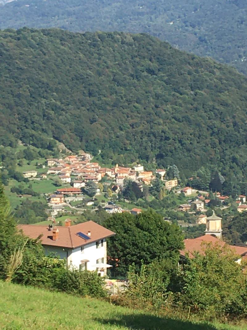 Vista di Rezzago, Como (22030)