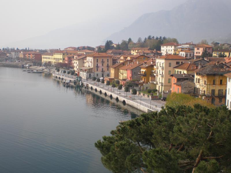 Vista di Gravedona ed Uniti, Como (22015)
