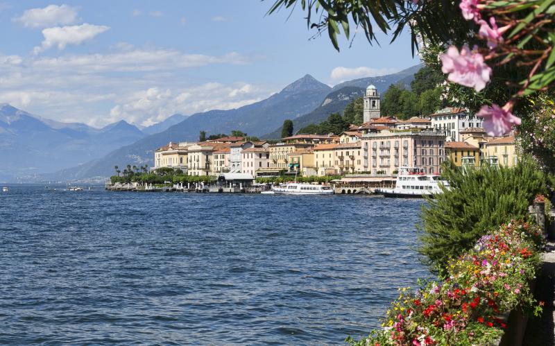 Vista di Bellagio, Como (22021)