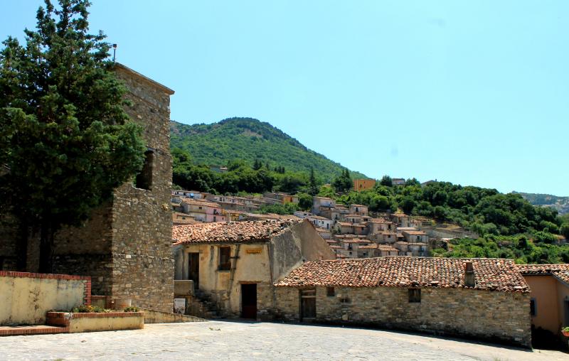 Vista di San Lorenzo Bellizzi, Cosenza (87070)