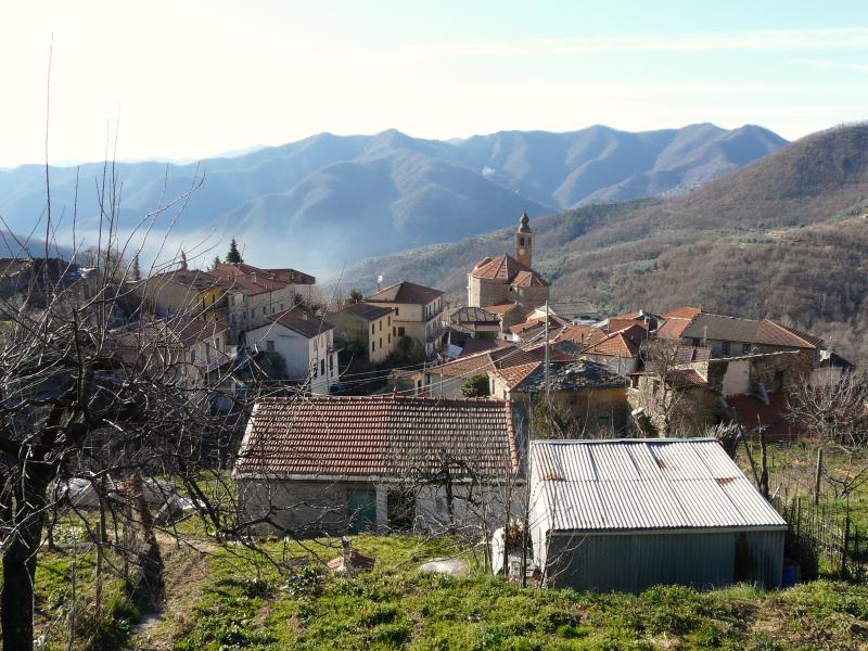 Vista di Aquila d'Arroscia, Imperia (18020)