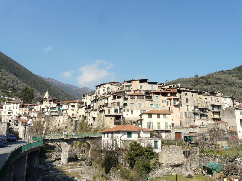 Vista di Rocchetta Nervina, Imperia (18030)