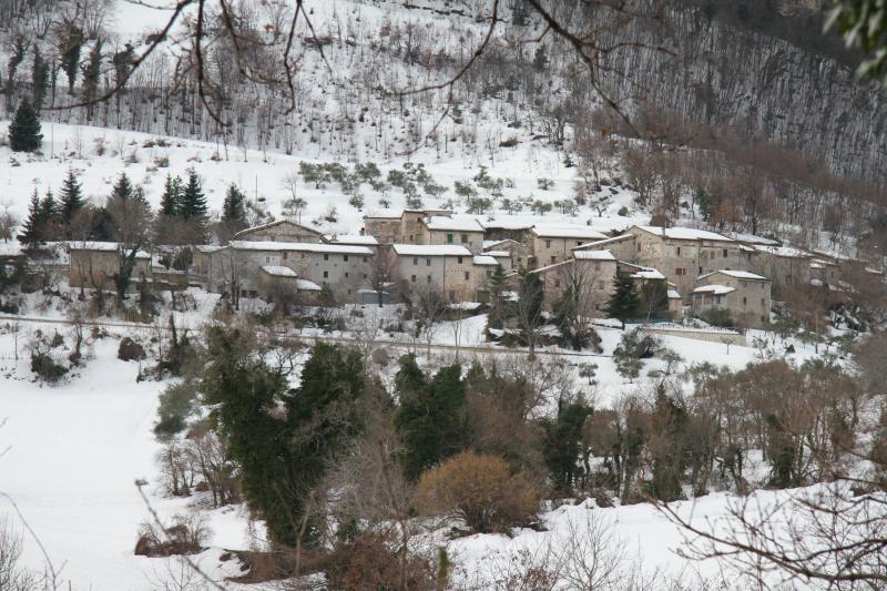 Vista di Cessapalombo, Macerata (62020)