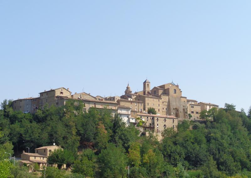 Vista di Gualdo, Macerata (62020)