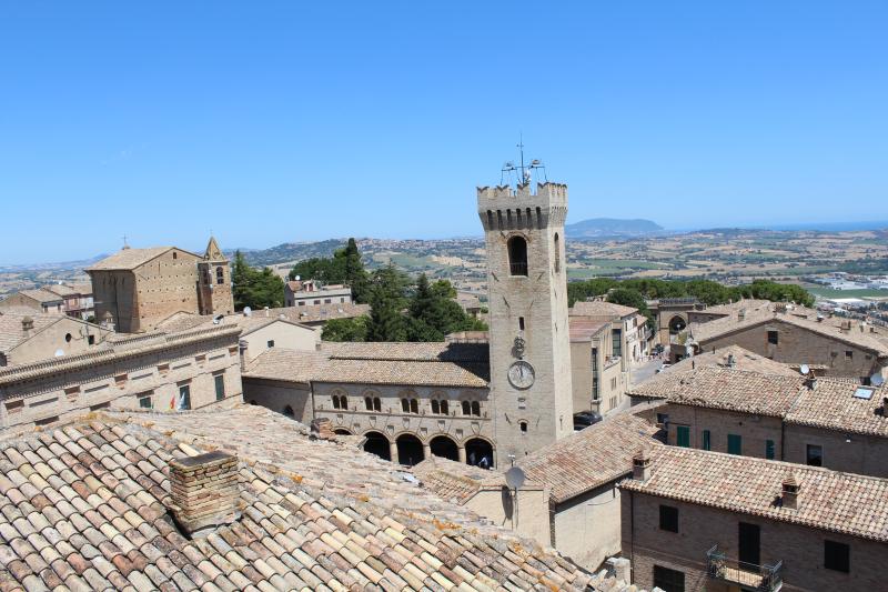Vista di Montelupone, Macerata (62010)