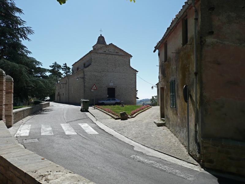 Vista di Monte San Martino, Macerata (62020)