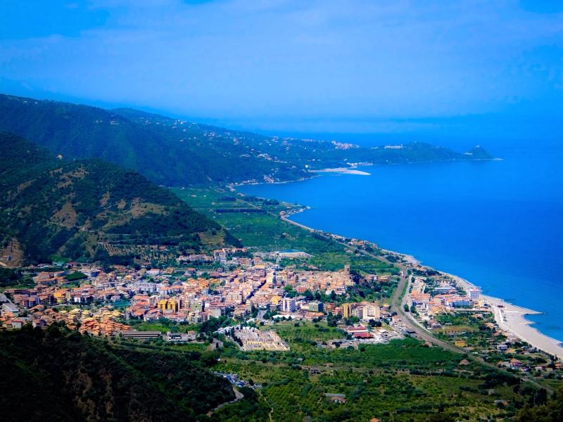 Vista di Brolo, Messina (98061)