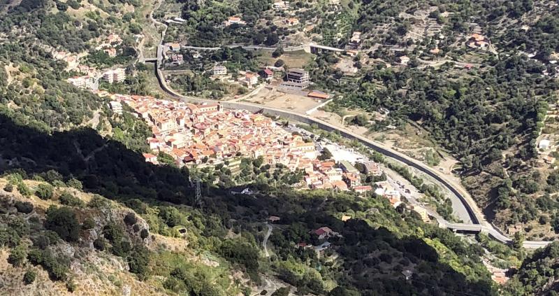 Vista di Fiumedinisi, Messina (98022)