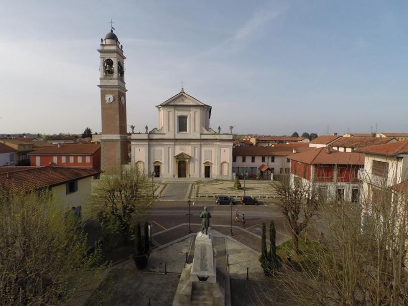 Vista di Arluno, Milano (20010)