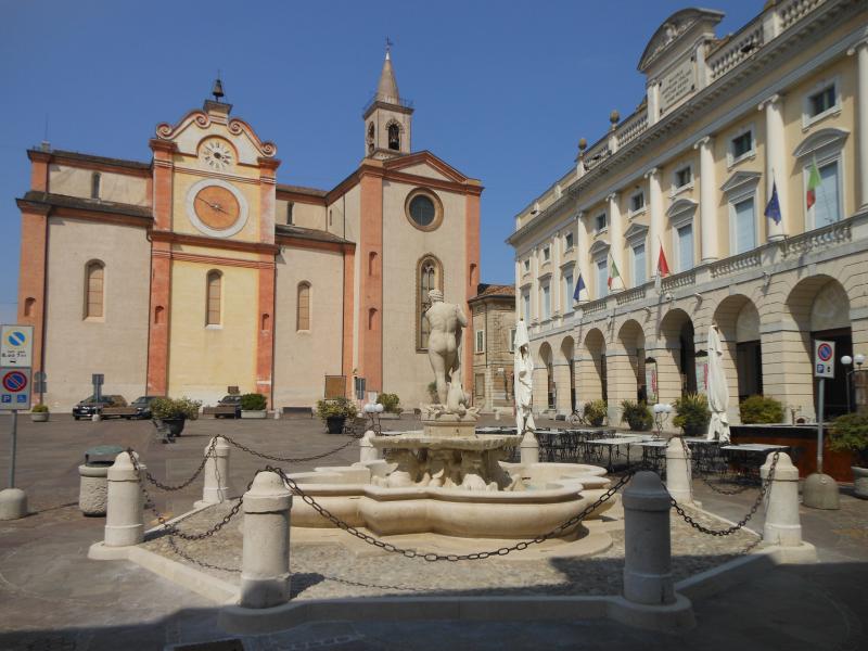 Vista di Asola, Mantova (46041)