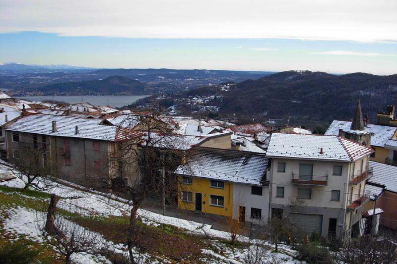 Vista di Colazza, Novara (28010)
