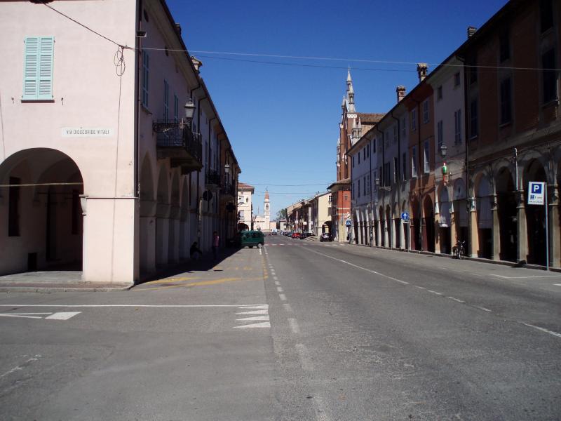 Vista di Cortemaggiore, Piacenza (29016)