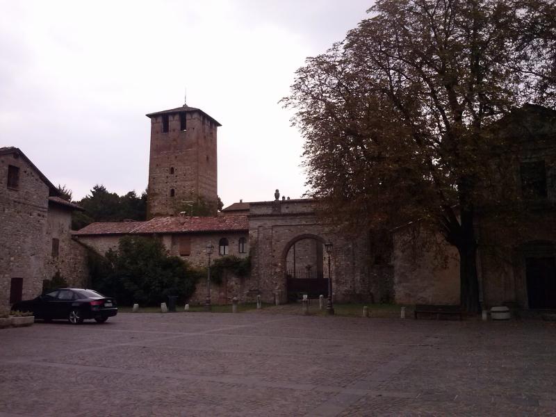 Vista di Vigolzone, Piacenza (29020)