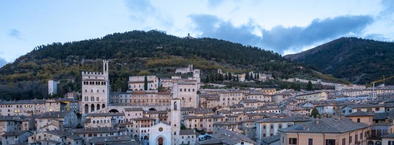 Vista di Gubbio, Perugia (06024)