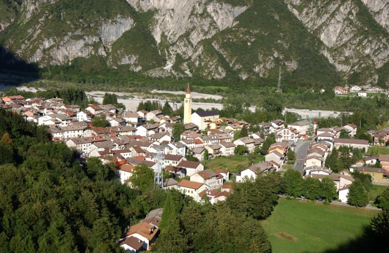 Vista di Cimolais, Pordenone (33080)