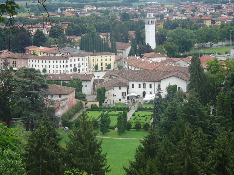 Vista di Maniago, Pordenone (33085)