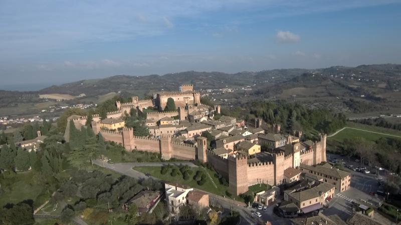 Vista di Gradara, Pesaro e Urbino (61012)