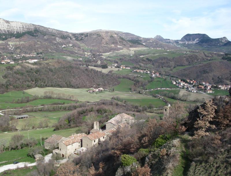 Vista di Pietrarubbia, Pesaro e Urbino (61023)